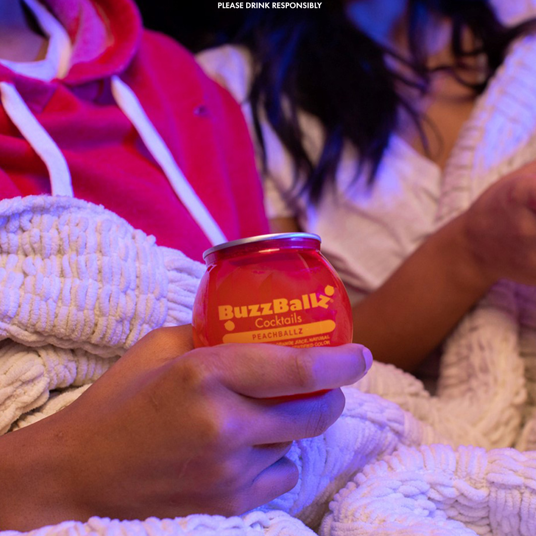 Did you know this is the perfect weekend to cuddle up with BuzzBallz? Tag your bestie to share the good news!