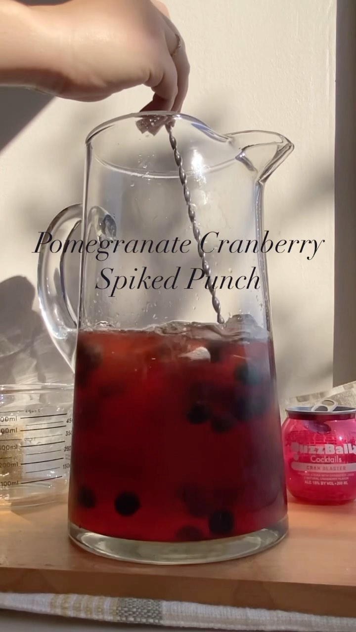 We know what your Friendsgiving menu is missing 

Ingredients:
• 3 BuzzBallz Cocktails Cran Blaster
• 3/4 cup pomegranate juice 
• 1 1/2 cups ginger beer
• Prosecco 
• Berries
• Ice 

Directions:
• Pour ice into a pitcher
• Add berries
• Pour in 3 BuzzBallz Cran Blasters, pomegranate juice and ginger beer
• Mix well
• Pour into glass until 3/4 full
• Top with Prosecco and serve

Save this to make for your Friendsgiving gathering! Serves 6. 
Please drink responsibly.